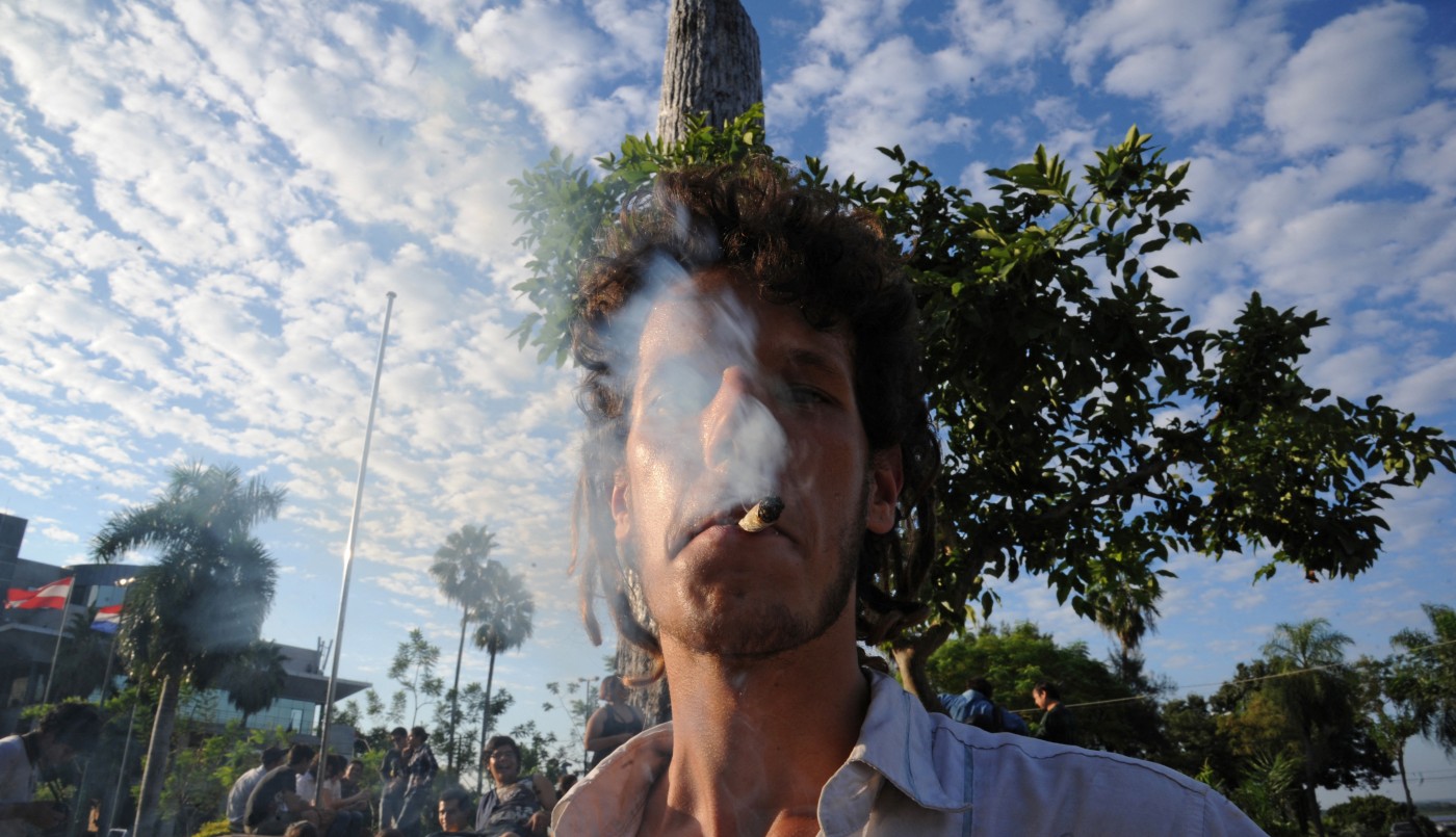 Desmienten que fumar marihuana pueda prevenir el coronavirus | Información General