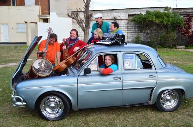 La Seguimos en Vivo con La Gordini, La 2x4 Rosarina, Mandrake y Anam Keltoi | Espectaculos