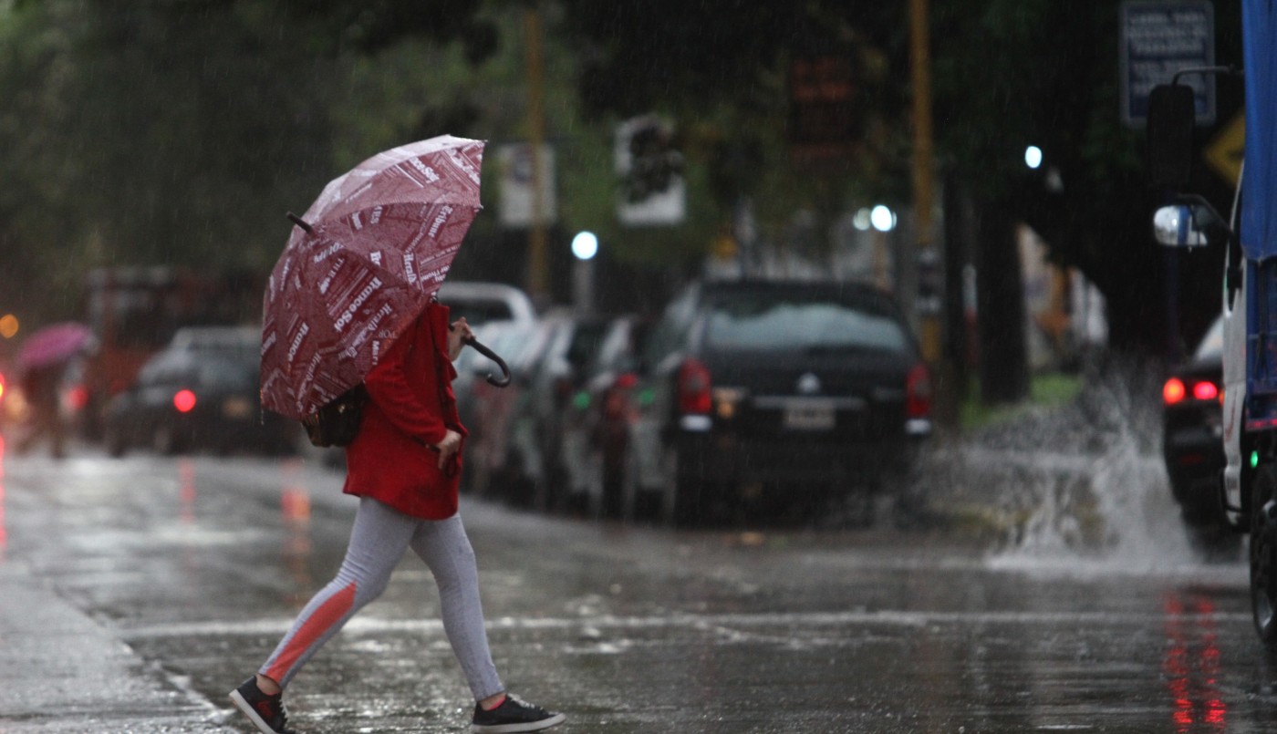 Llegó el alivio a la ciudad de Santa Fe y alrededores: lluvia y descenso de temperatura | Información General