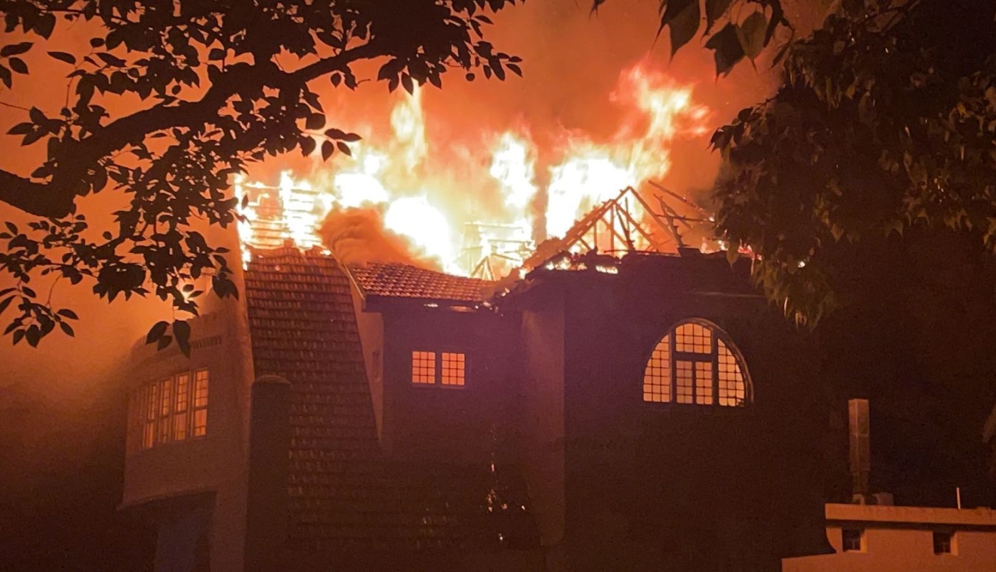 Voraz incendio en el Club House del barrio privado de Messi | Noticias