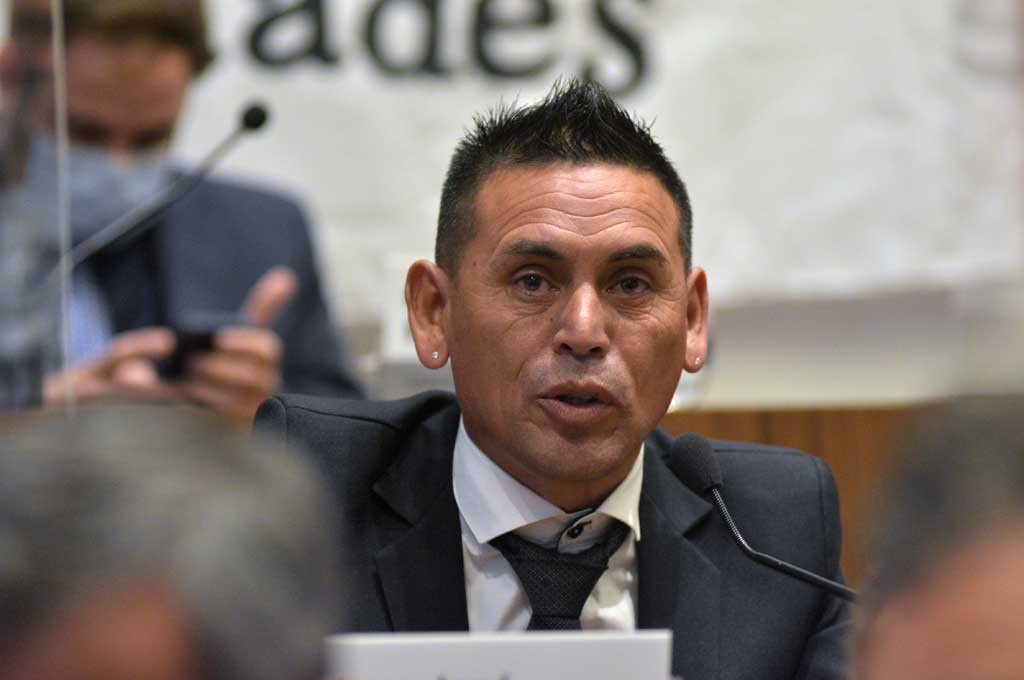 Concejales recibirán a Juanjo Piedrabuena por su participación en la boda de Ibarlucea | Legislativas