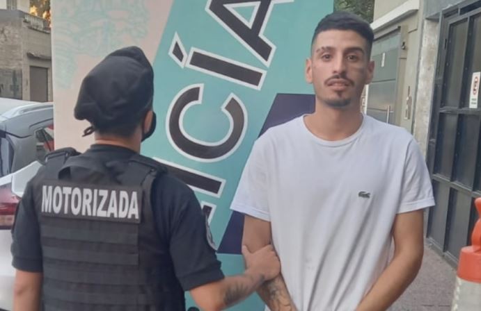 Detuvieron al cantante "El Noba" por circular con una moto robada | Espectaculos