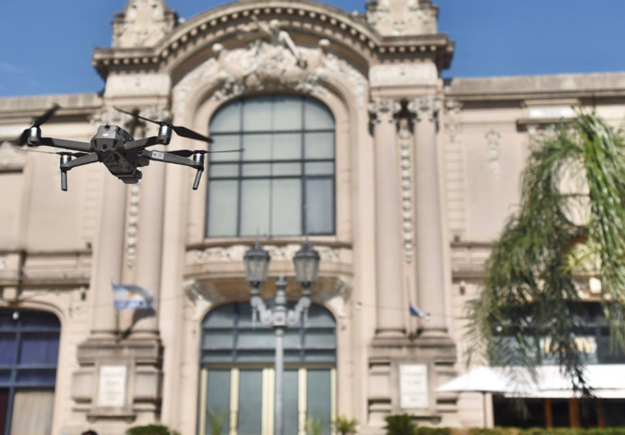 Realizan estudios para la puesta en valor de la fachada del Teatro Municipal | Noticias