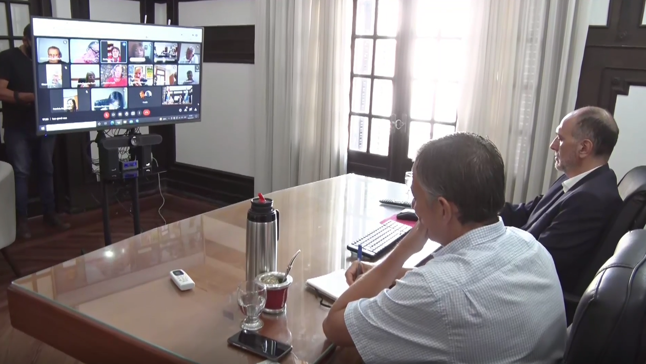 Los gremios continúan exigiendo que un salario digno y que "ningún docente esté por debajo de la línea de pobreza" | Noticias