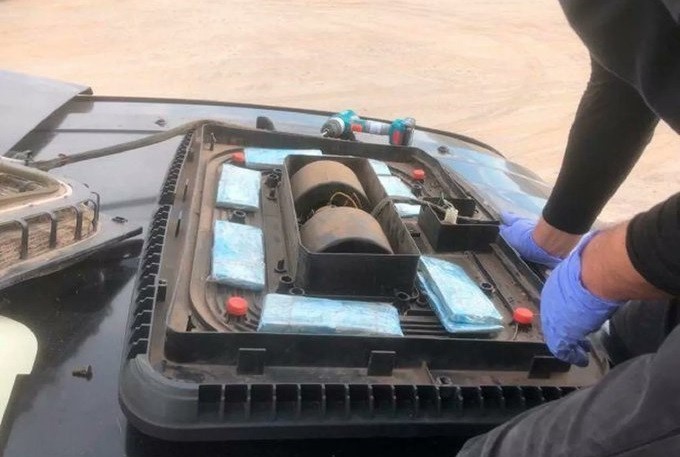 AFIP secuestra 75.600 dólares escondidos en el aire acondicionado de un camión | Nacionales