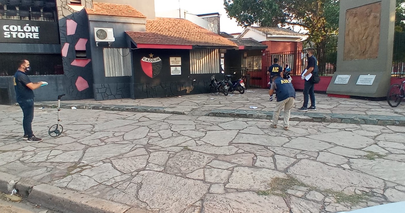 Balearon la sede del Club Colón | Policiales
