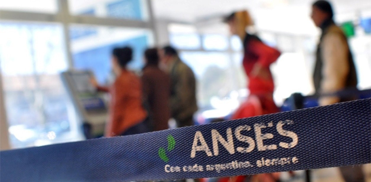 Oficializaron el aumento para jubilaciones y beneficiarios de AUH | Noticias