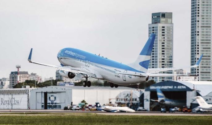 Controladores aéreos retoman medidas gremiales y podría haber demoras en los vuelos hasta el jueves | Nacionales