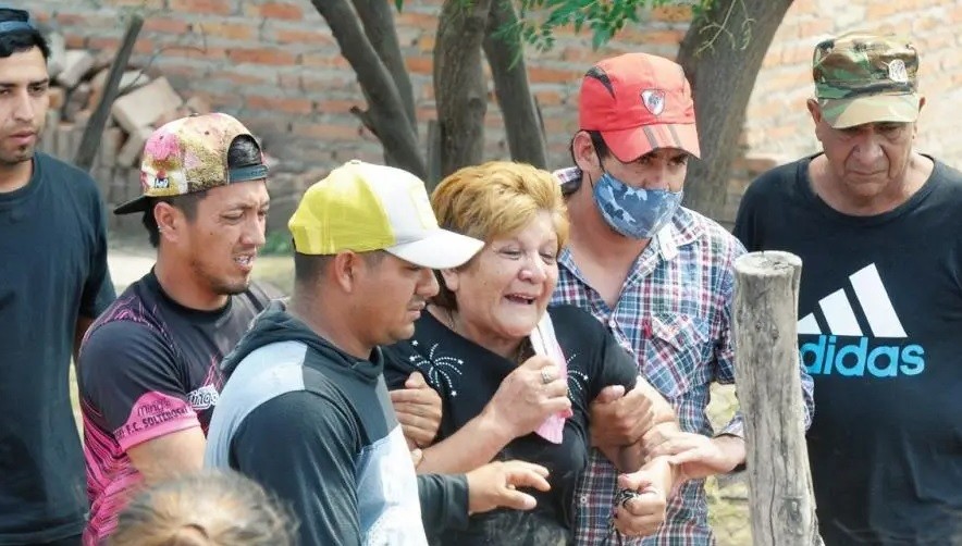 "Que lo quemen, no lo sepulten": mecánico mató a su esposa y a  sus hijos | Nacionales