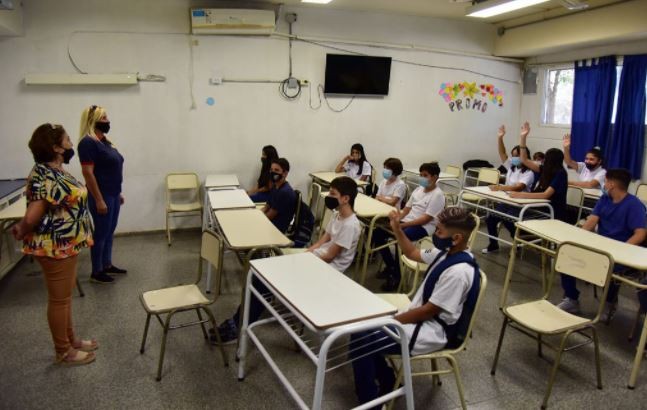 Empiezan las clases en 22 provincias: cantantes entonarán el Himno en escuelas | Nacionales