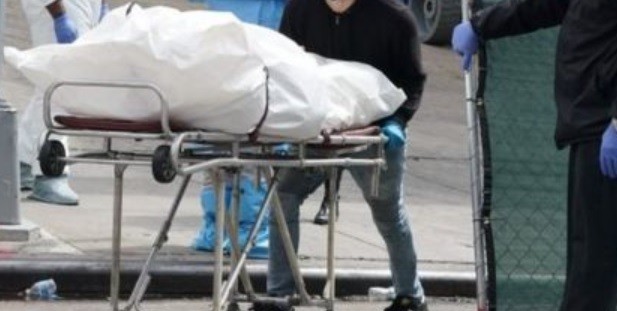 Llevó a su mamá muerta al hospital y dijo que se había descompensado: lo detuvieron por homicidio | Nacionales