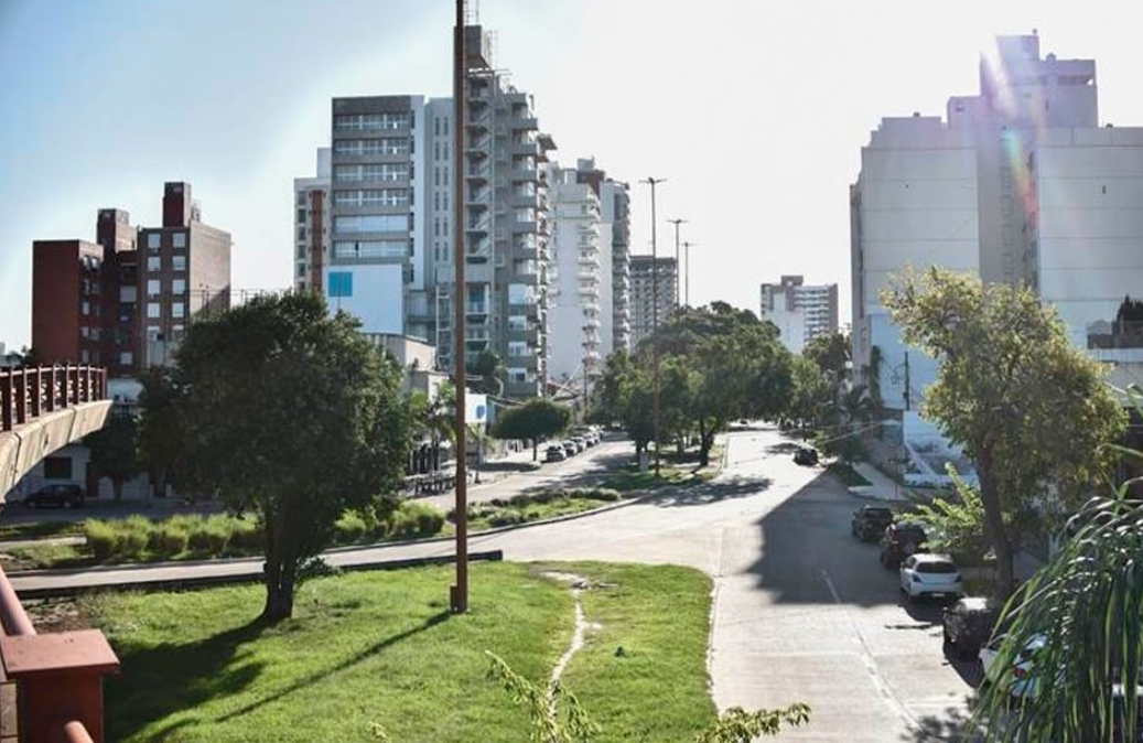 Jueves con cielo despejado y ascenso de la temperatura en la ciudad | Información General