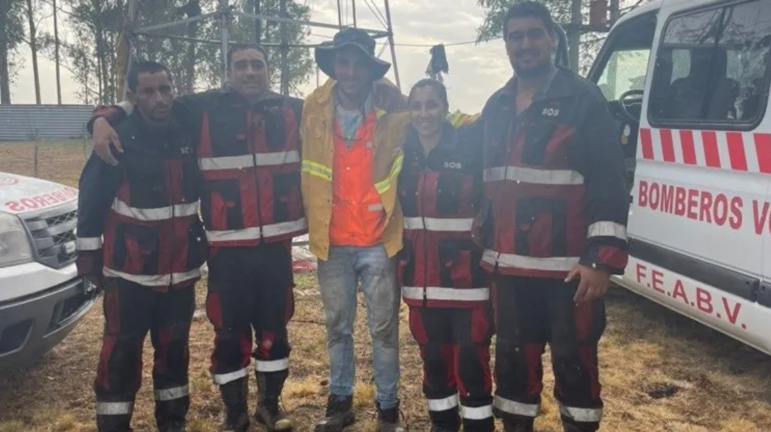 A dedo viajó a Corrientes como voluntario para combatir los incendios y le desvalijaron la casa: "Encontré a mi vieja llorando" | Nacionales