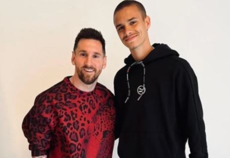 El look “animal print” de Messi con el hijo de Beckham | Deportes