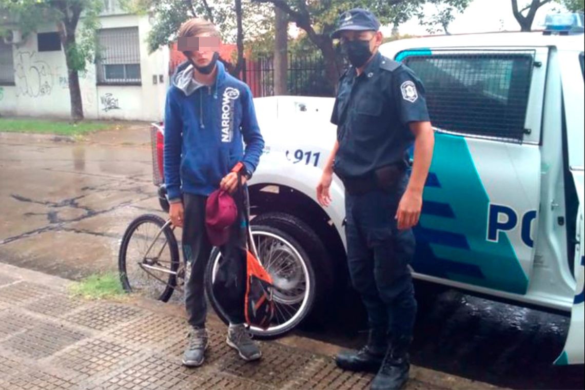 Un chico de 14 años se fugó de su casa para vivir con una mujer mayor de edad que conoció en las redes sociales | Nacionales