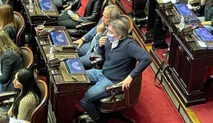 Acuerdo con el FMI: Máximo Kirchner bajó al recinto y rechazó el proyecto | Legislativas