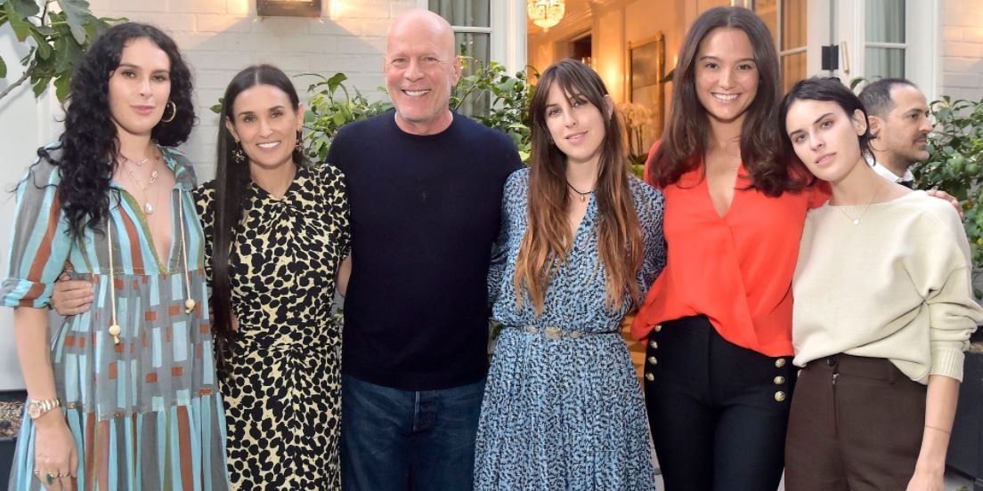 La familia de Demi Moore y Bruce Willis se mantiene unida pese a su divorcio hace 20 años | Espectaculos