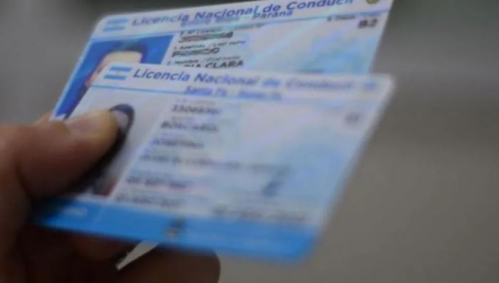 Rosario: le suspendieron la licencia de conducir a un hombre que debe más de $400 mil por la cuota alimentaria de su hija | Información General