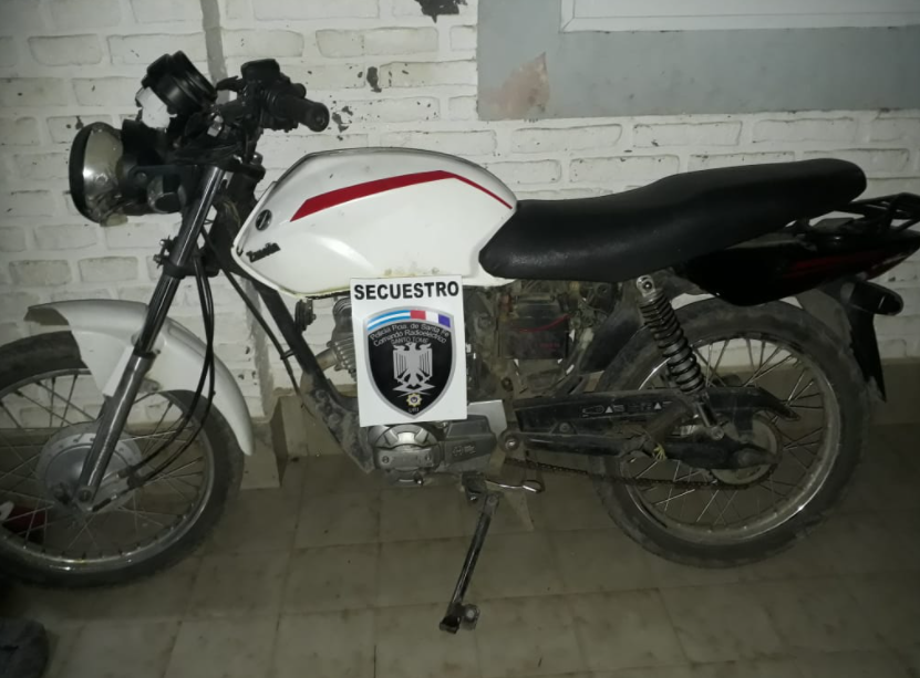 Iba en una moto robada, evadió un control y terminó preso | Noticias