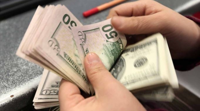 Presentan un proyecto de ley para dolarizar la economía | Legislativas