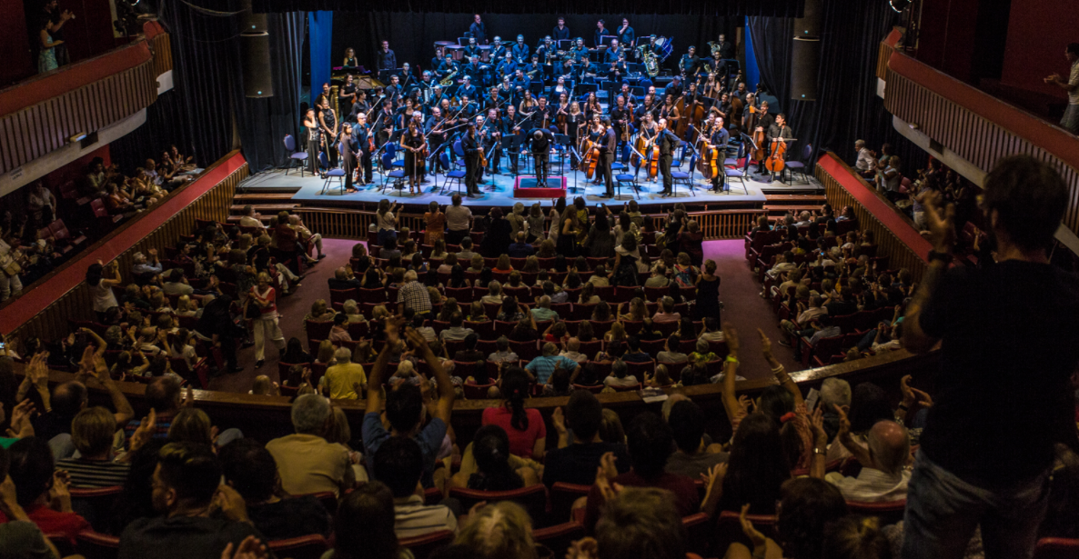 La Sinfónica de Santa Fe se presentará junto a César Bustamante y Florencia Machado | Espectaculos