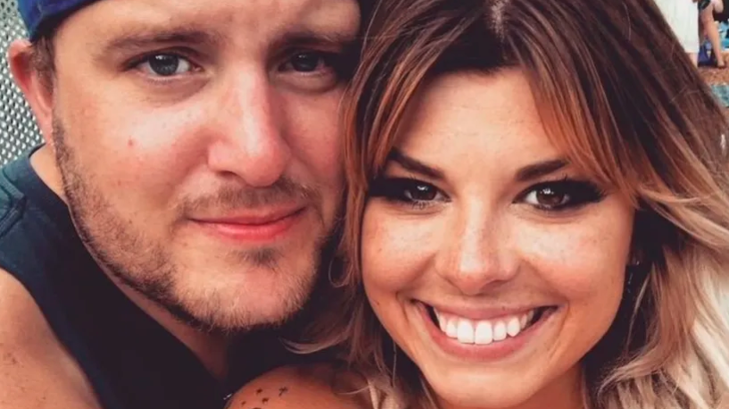 Su mejor amigo le confesó su amor en su boda: a los dos años se separó y se casó con él | Información General