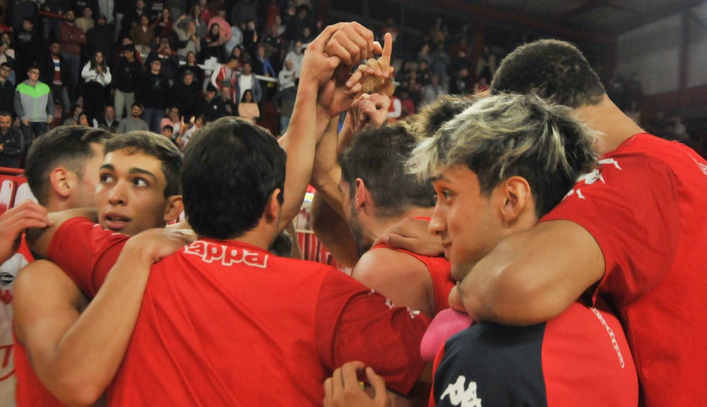 Unión le ganó a Obras en el Malvicino y se aferra a la Liga Nacional: | Deportes