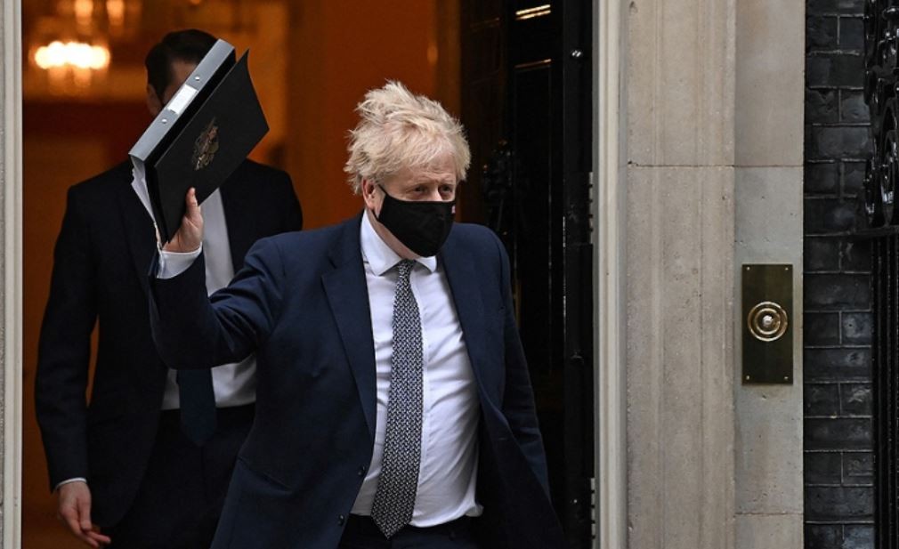 Boris Johnson a 40 años de la Guerra de Malvinas: "La junta militar argentina invadió y ocupó las islas" | Información General