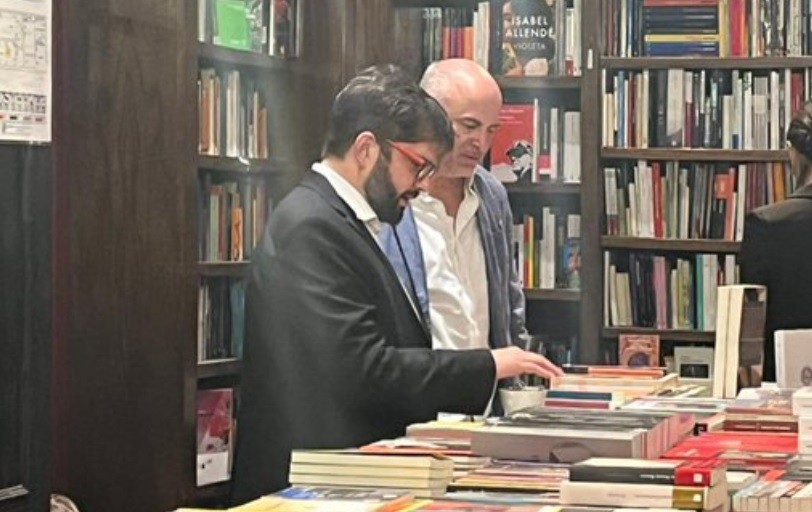 El presidente de Chile salió a caminar por Palermo: qué compró | Información General