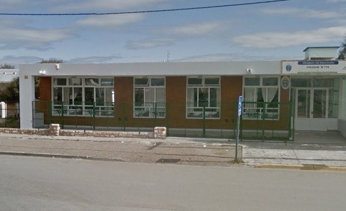 Padre fue al colegio y golpeó a dos compañeras de su hija tras acusarlas de hacerle bullying | Nacionales