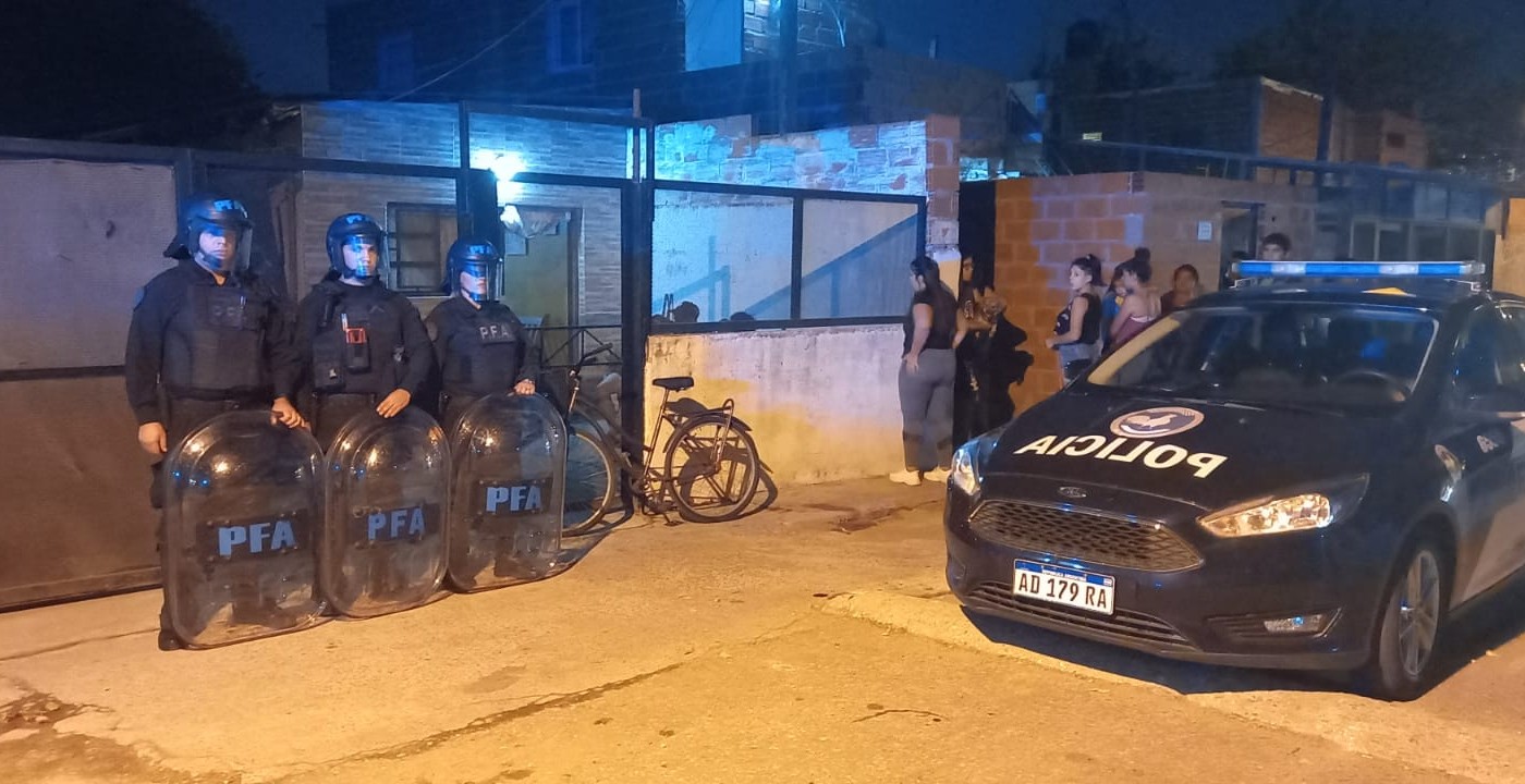 Golpe antinarco con detenidos y secuestro de drogas en Empalme Graneros | Policiales