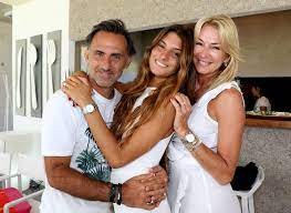 Una chica estafó por US$25 mil a amigas de Yanina Latorre: sacaba fotos a las tarjetas de crédito | Espectaculos