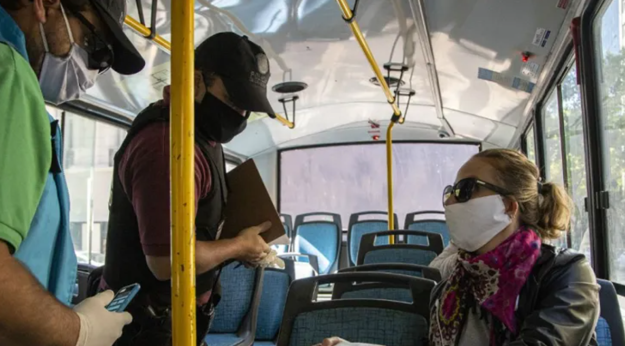 El uso del barbijo tampoco será obligatorio en los colectivos | Noticias