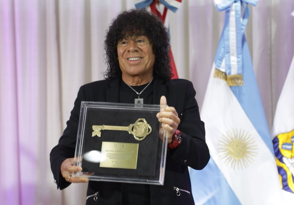 "La Mona" Jiménez es el primer ciudadano en recibir la "Llave de Córdoba" | Espectaculos