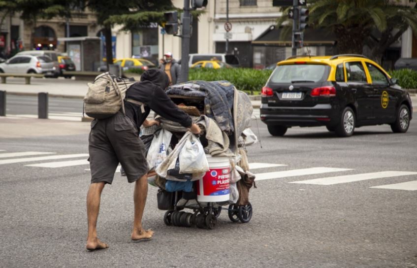 La canasta básica aumentó 7% en marzo y una familia necesitó $89.690 para no ser pobre | Nacionales