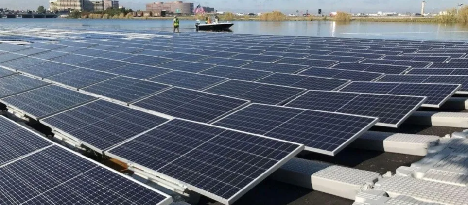 Inventan paneles solares que generan electricidad no solo de día, sino también de noche | Tecnología