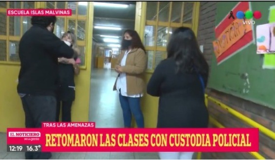 Rosario: Retomaron las clases en la escuela a la que habían intimidado con 46 vainas | Policiales