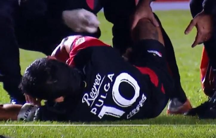 El Pulga se lesionó ayer durante el partido contra Estudiantes | Deportes