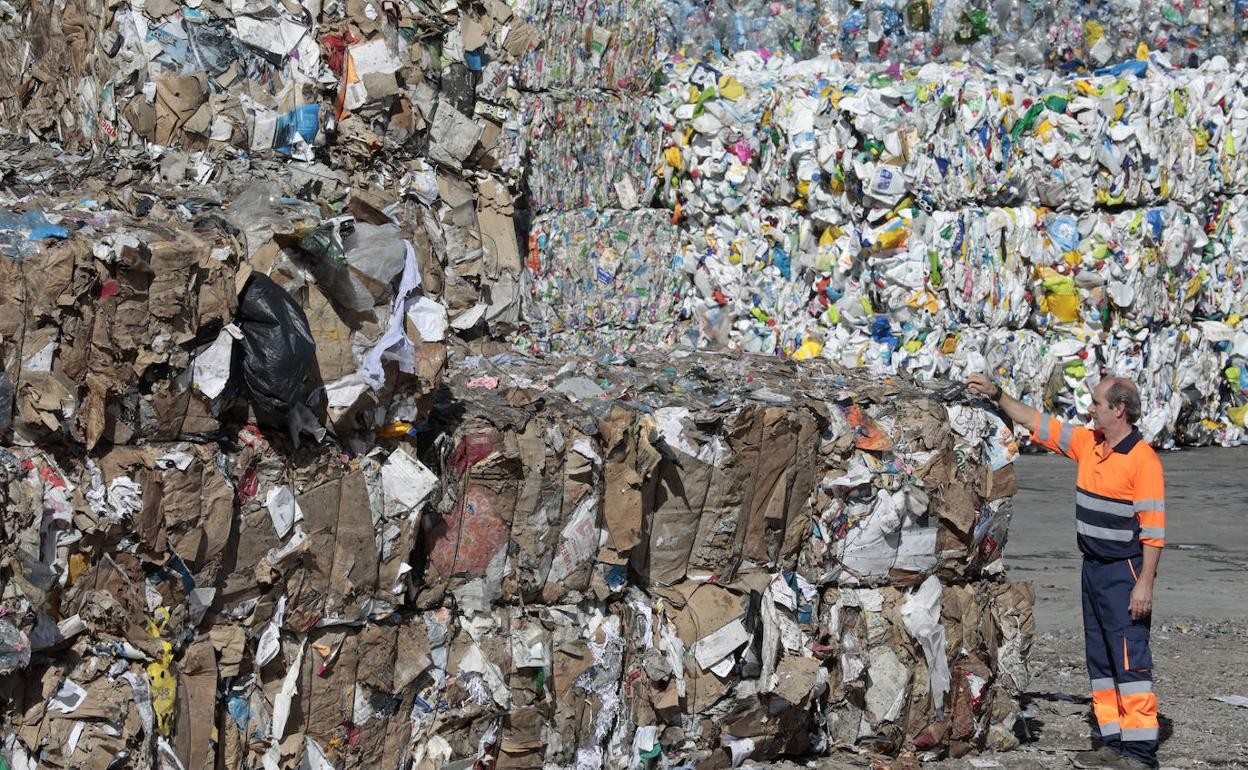 Se viene el seminario "Residuos 360: No los tires a la basura, dales una vuelta" | Información General
