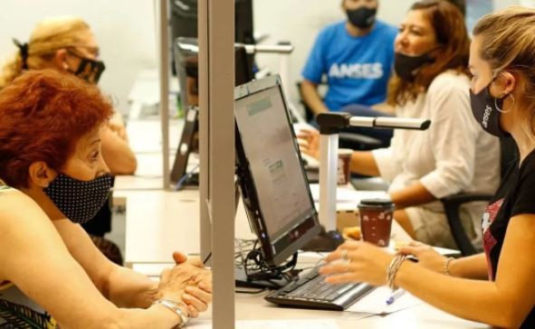 Jubilarse con moratoria: Se extendería la vigencia de la que vence en julio | Información General