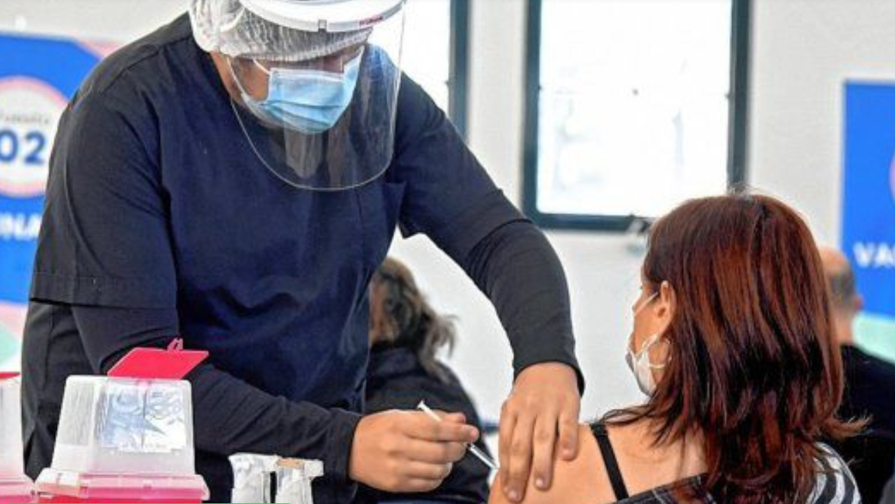 Este viernes se aplicarán cuartas dosis en la Esquina Encendida | Noticias