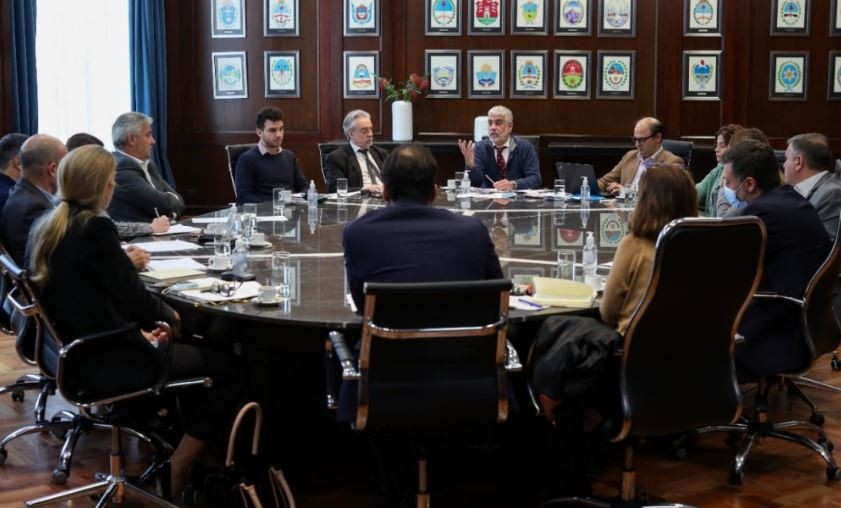 Feletti se reunió con empresas alimenticias por los faltantes de productos de Precios Cuidados | Nacionales