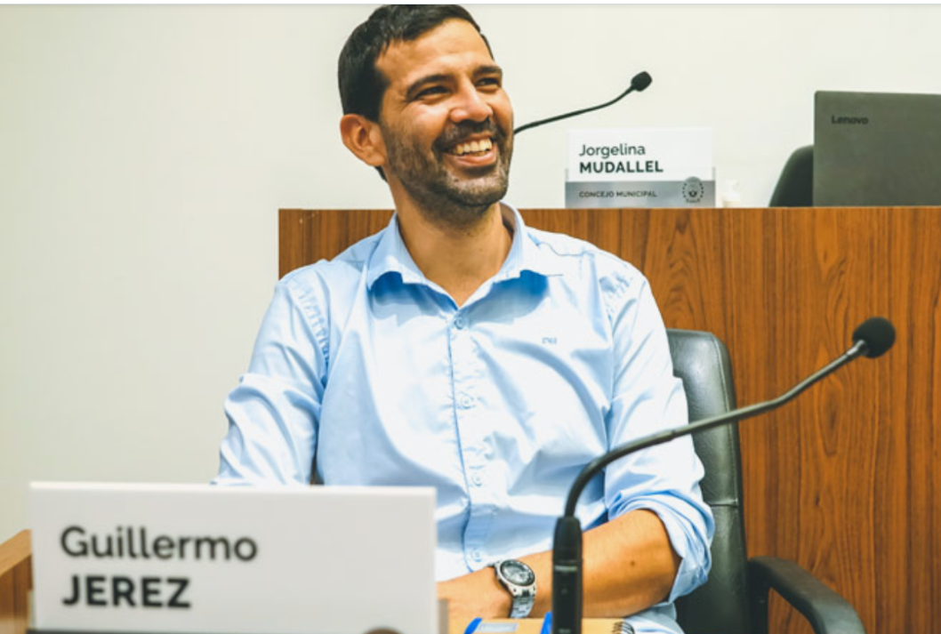 Un concejal organiza una cooperativa para recuperar residuos plásticos | Legislativas