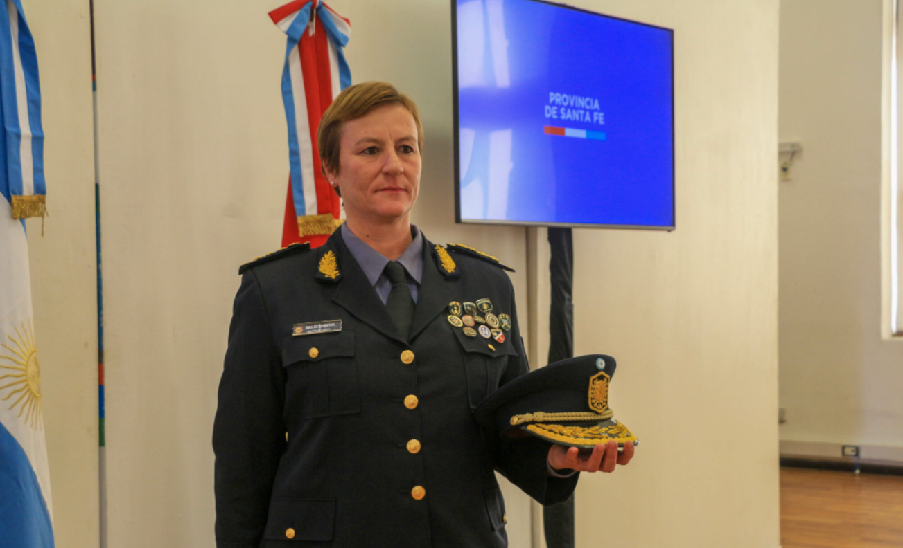 Venta de armas: La jefa de policía “pone las manos en el fuego” por su hermano | Noticias