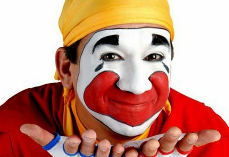 Piñón Fijo reveló su estrategia  para evitar que le saquen fotos sin maquillaje | Espectaculos