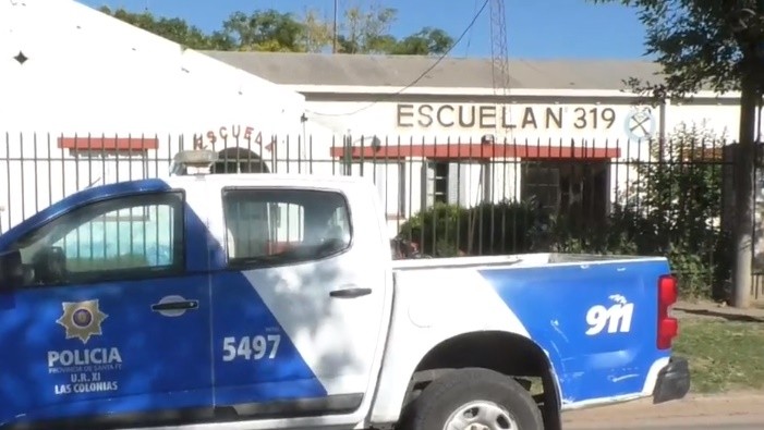 Esperanza: Protesta en escuela que quedó sin luz y agua por los robos | Noticias