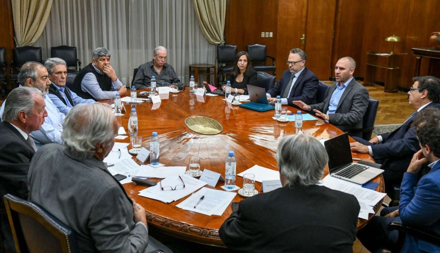 El Gobierno adelantó para junio los aumentos del Salario Mínimo, Vital y Móvil | Nacionales