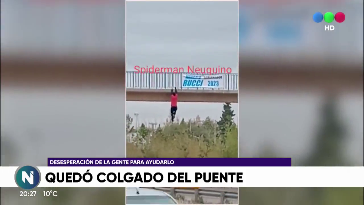 Video: Quedó colgando de un puente | Nacionales