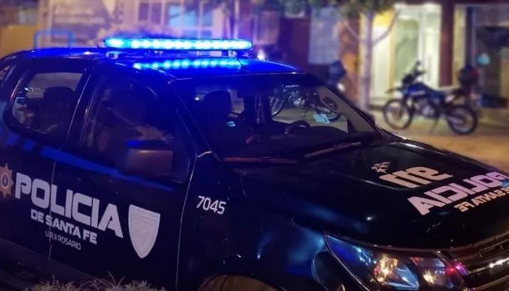 Rosario: una joven de 20 años fue baleada en la puerta de su casa | Policiales