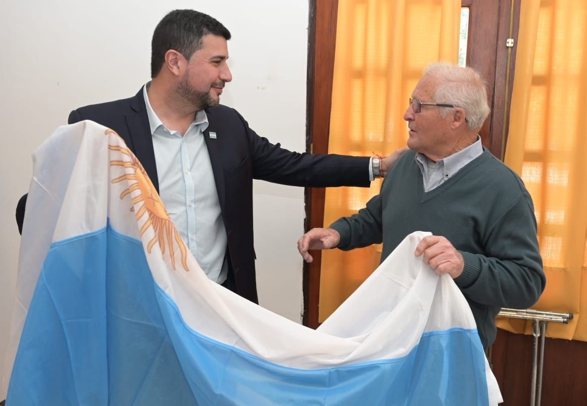 Marcos Cleri participó del Primer Festival de Folklore de la Posta del Sauce | Legislativas